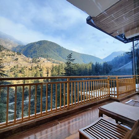 The Woodpecker Inn & Cafe, Jibhi Luaran gambar